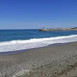 Puerto De La Duquesa Sea Views アパート マニルバ