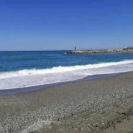 Puerto De La Duquesa Sea Views Apartment Manilva